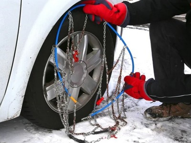 Schneeketten wenn es unbedingt notwendig oder vorgeschrieben ist